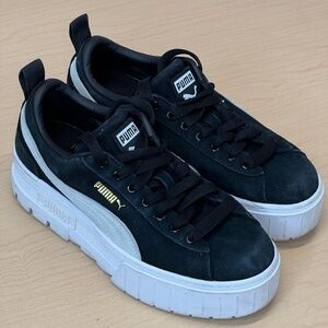 Puma Womens Mayze Raw Teddy Black Shoes Size 7.5